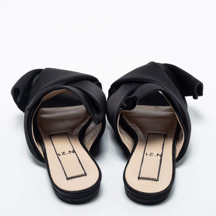Pre Owned Nº21 Black Satin Knot Flat Mules Size 35