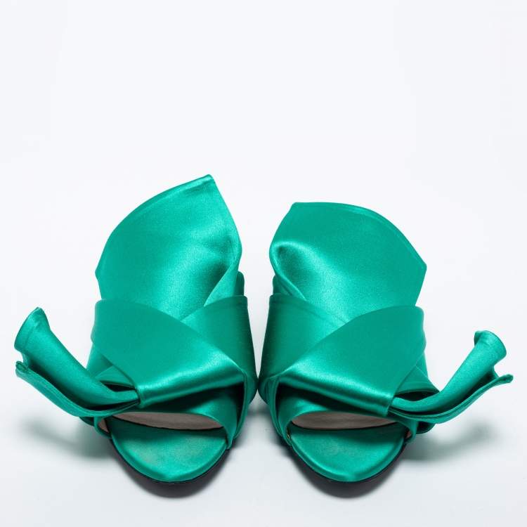 Pre Owned N°21 Green Satin Knot Flat Mules Size 39