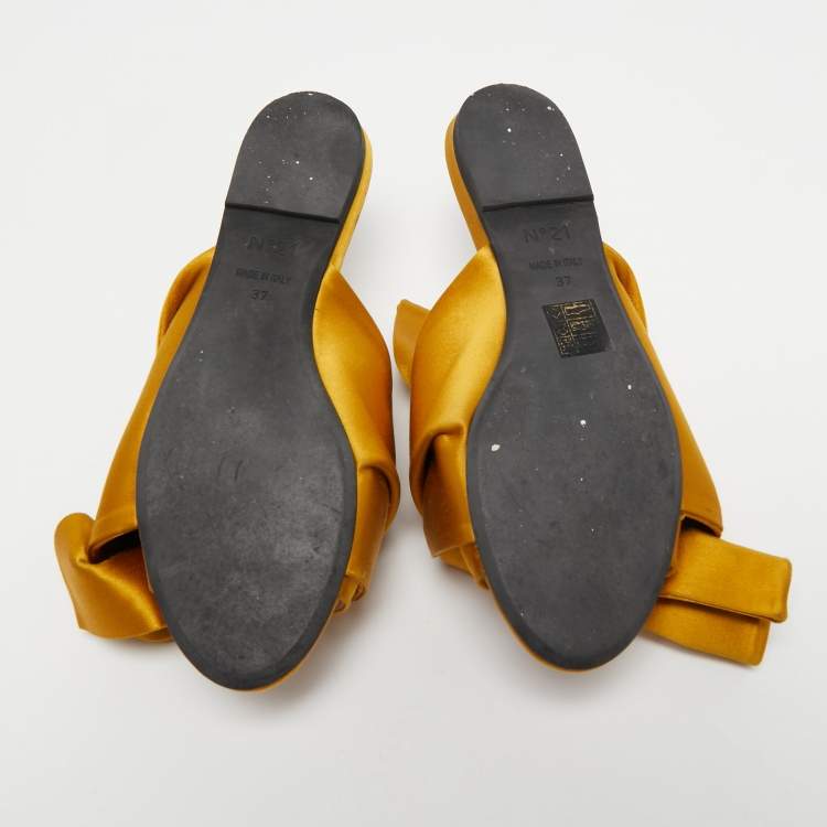 Pre Owned Nº21 Yellow Satin Raso Knot Peep Toe Flat Slide Mules Size 37