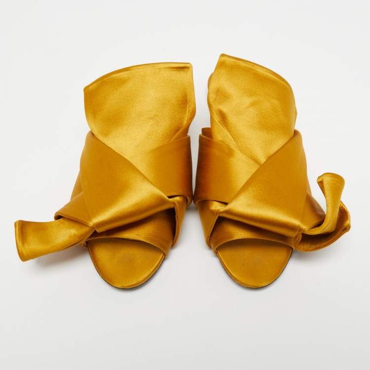 Pre Owned Nº21 Yellow Satin Raso Knot Peep Toe Flat Slide Mules Size 37