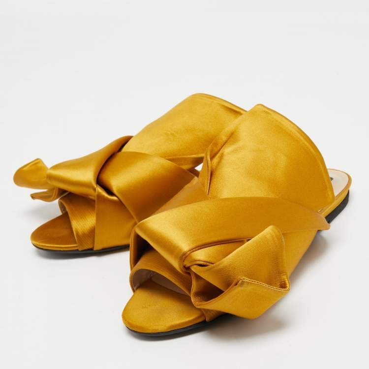 Pre Owned Nº21 Yellow Satin Raso Knot Peep Toe Flat Slide Mules Size 37