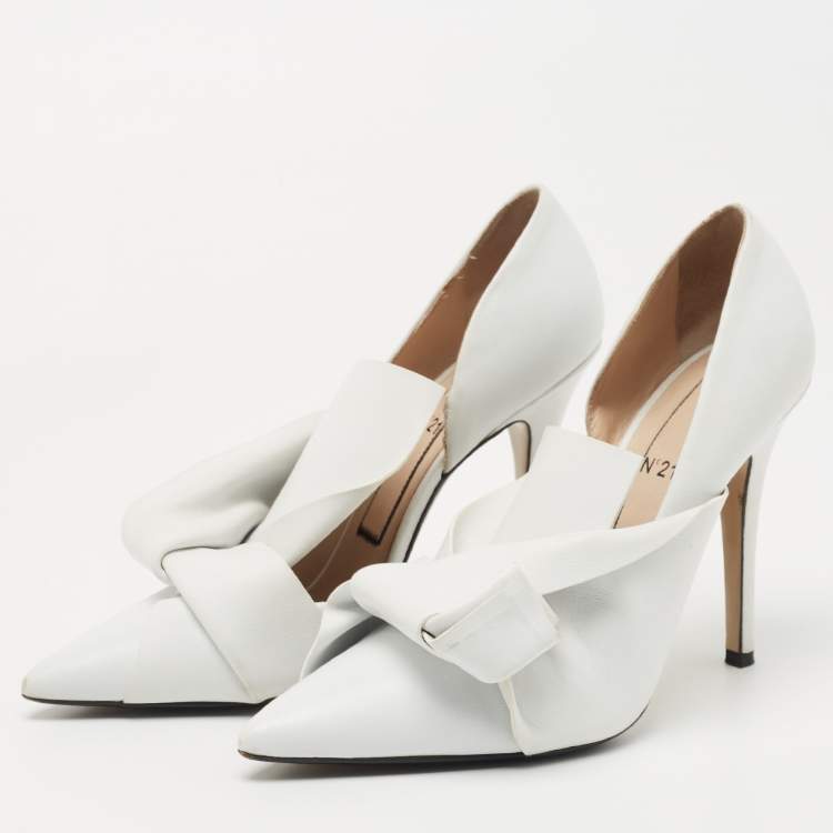 Pre Owned N° 21 White Leather Abstract Bow Pointed Toe Pumps Size 39.5