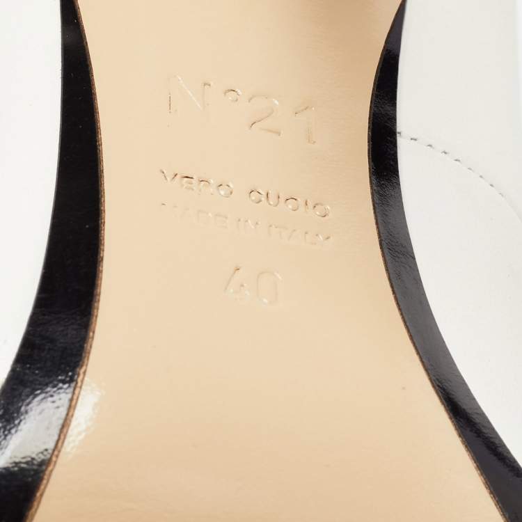 Pre Owned N21White Leather Abstract Bow Pointed Toe Pumps Size 40