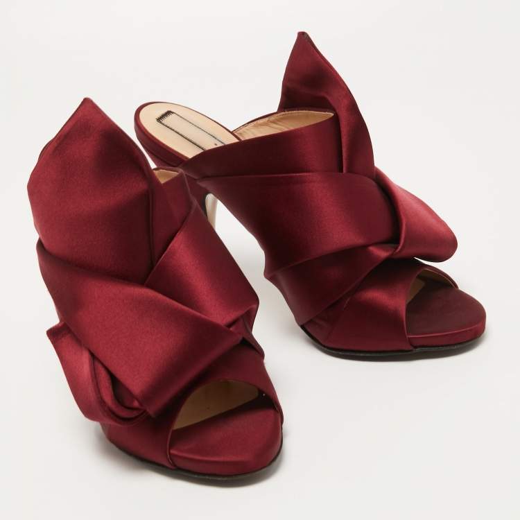 Pre Owned N°21 Burgundy Satin Ronny Pleated Mules Size 41