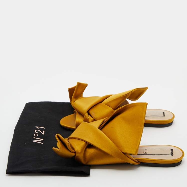 Pre Owned N°21 Mustard Yellow Satin Knot Flat Mules Size 37.5