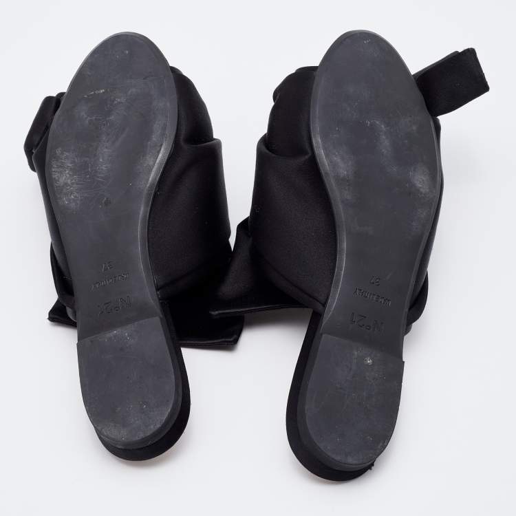 Pre Owned Nº21 Black Satin Knot Embellished Flat Sandals Size 37