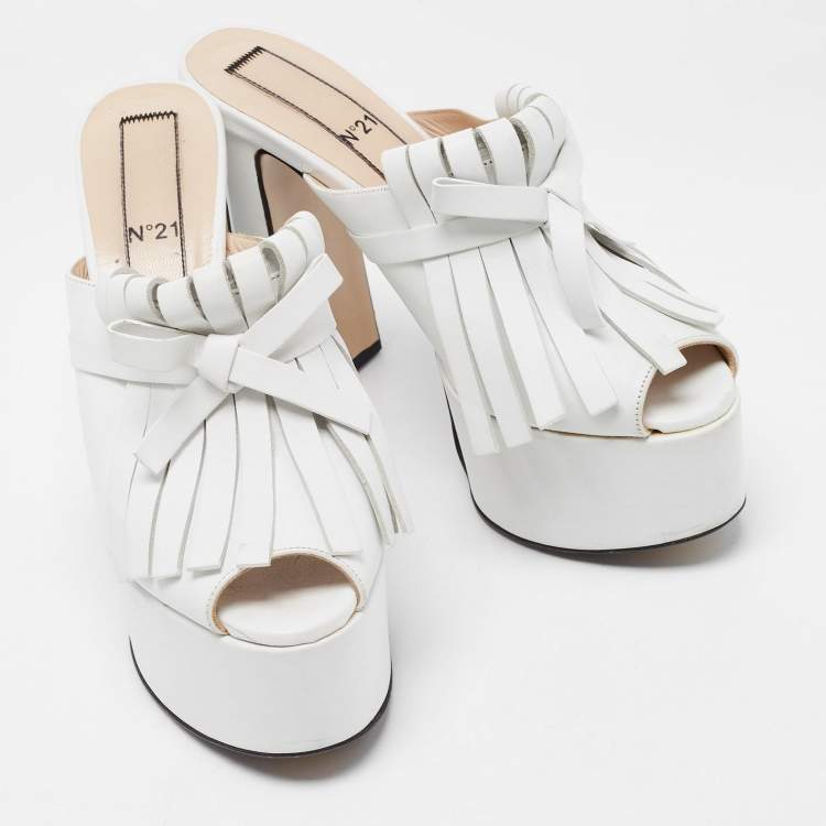 Pre Owned N21 White Leather Fringed Platform Mules Size 38