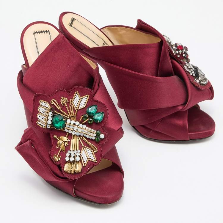 Pre Owned N21 Burgundy Satin Raso Knot Embellished Mules Size 39