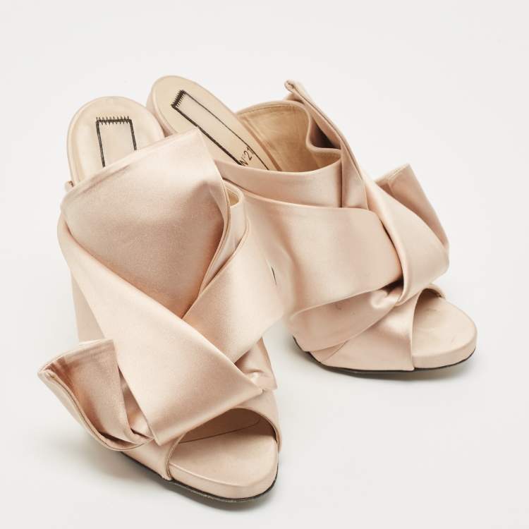 Pre Owned N21 Beige Satin Knot Mules Size 39  