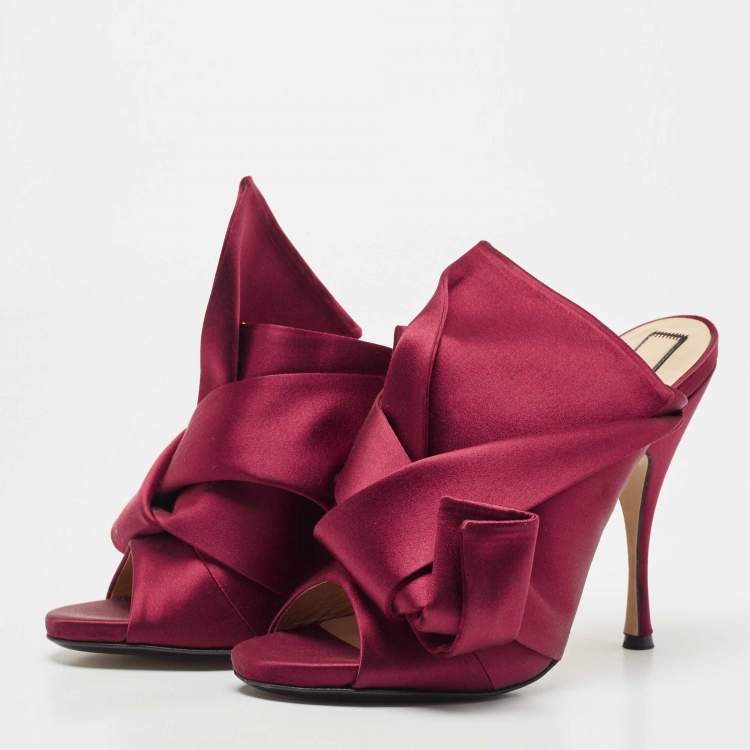 Pre Owned Nº21 Burgundy Satin Ronny Pleated Slide Sandals Size 40