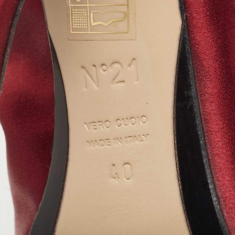 Pre Owned Nº21 Burgundy Satin Ronny Pleated Slide Sandals Size 40