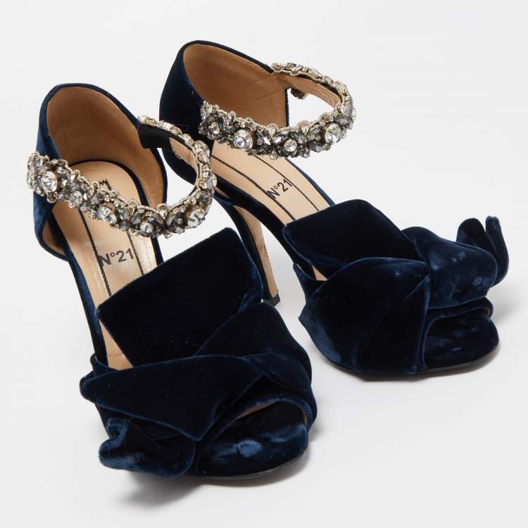 Pre Owned  N°21 Navy Blue Velvet Crystal Embellished Ankle Strap Sandals Size 36