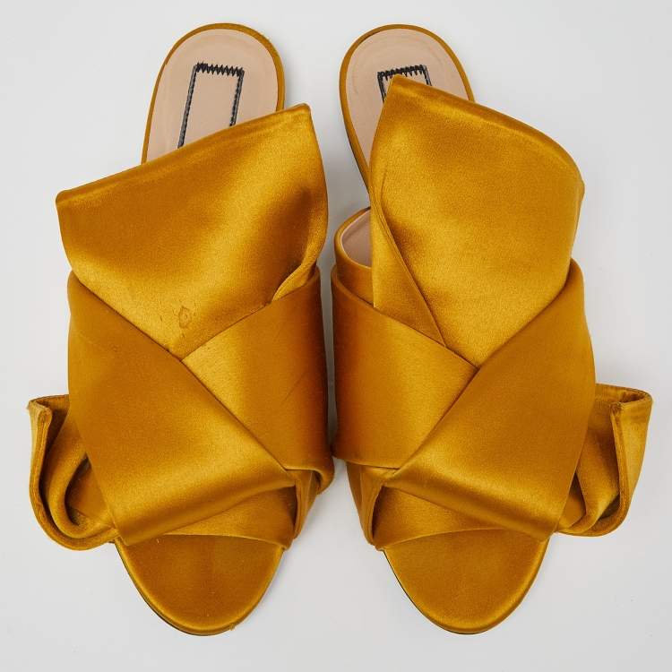 Pre Owned N°21 Mustard Satin Knot Flat Mules Size 37