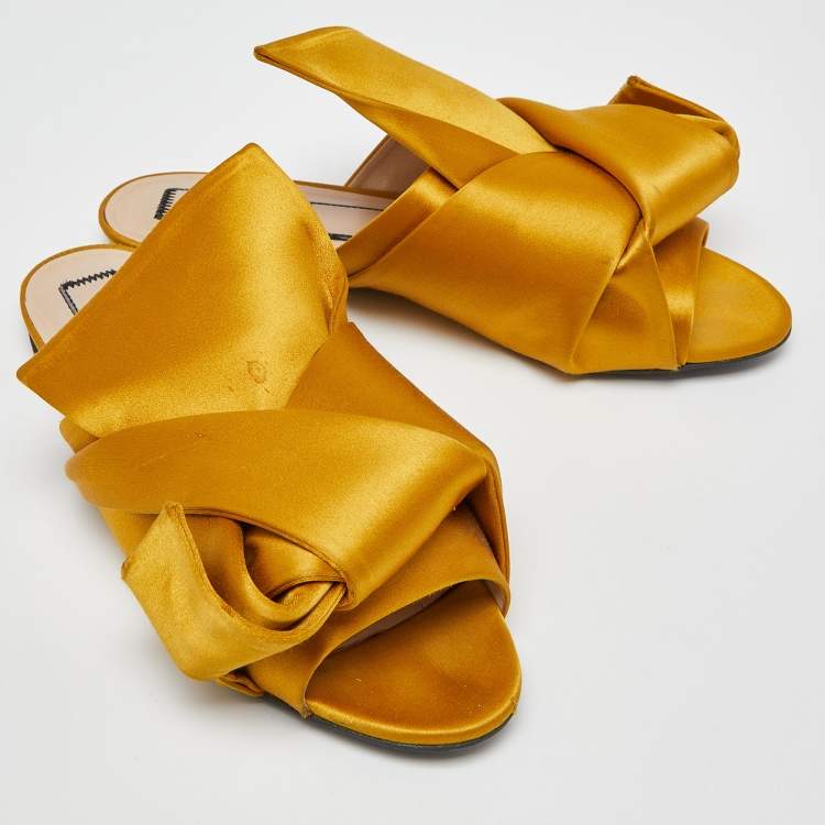 Pre Owned N°21 Mustard Satin Knot Flat Mules Size 37