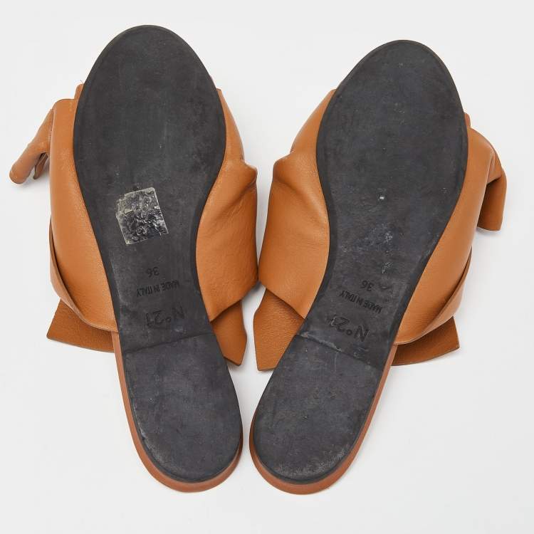 Pre Owned Nº21 Tan Knot Flat Slide Mules Size 36
