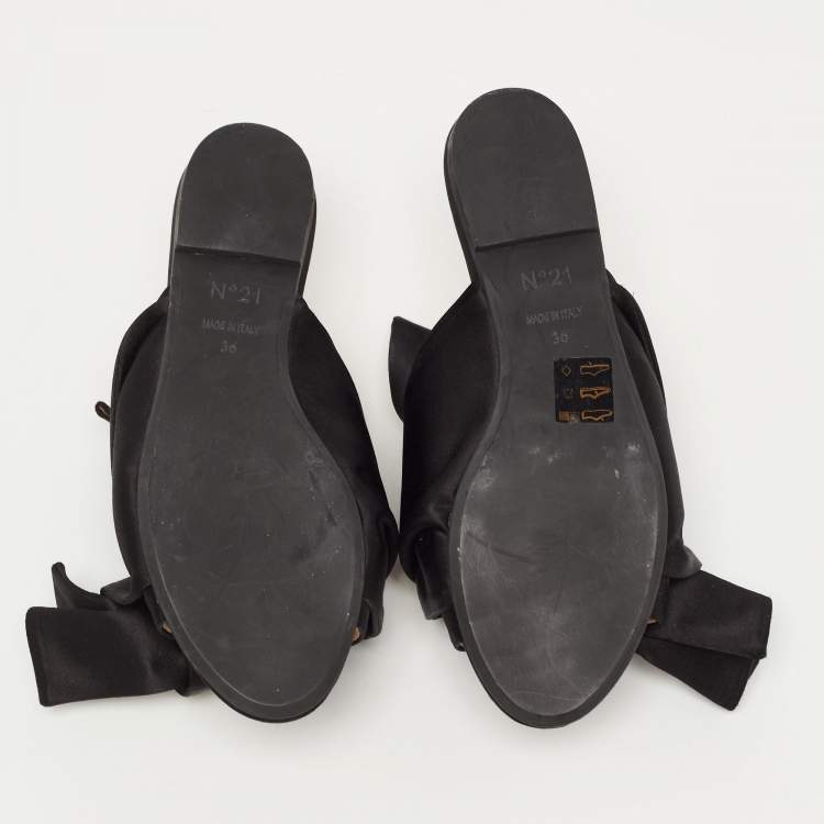 Pre Owned Nº21 Black Satin Knot Flat Slides Size 36