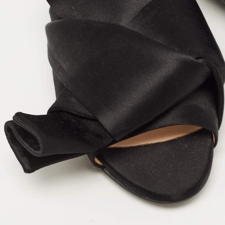 Pre Owned Nº21 Black Satin Knot Flat Slides Size 36