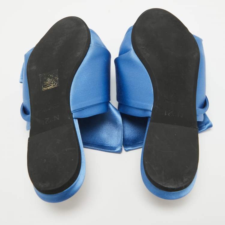 Pre Owned Nº21 Knotted Blue Satin Crystal Embellished Flat Slides Size 37