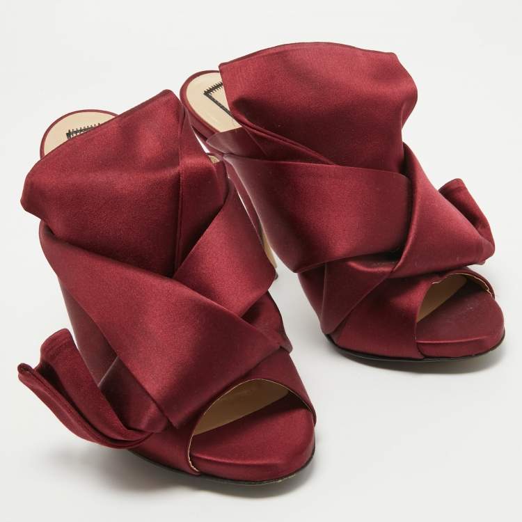 Pre Owned N21 Burgundy Satin Raso Knot Mules Size 37