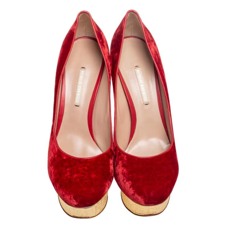 Pre Owned Nicholas Kirkwood Red/Gold Velvet Platform Pumps Size 40.5