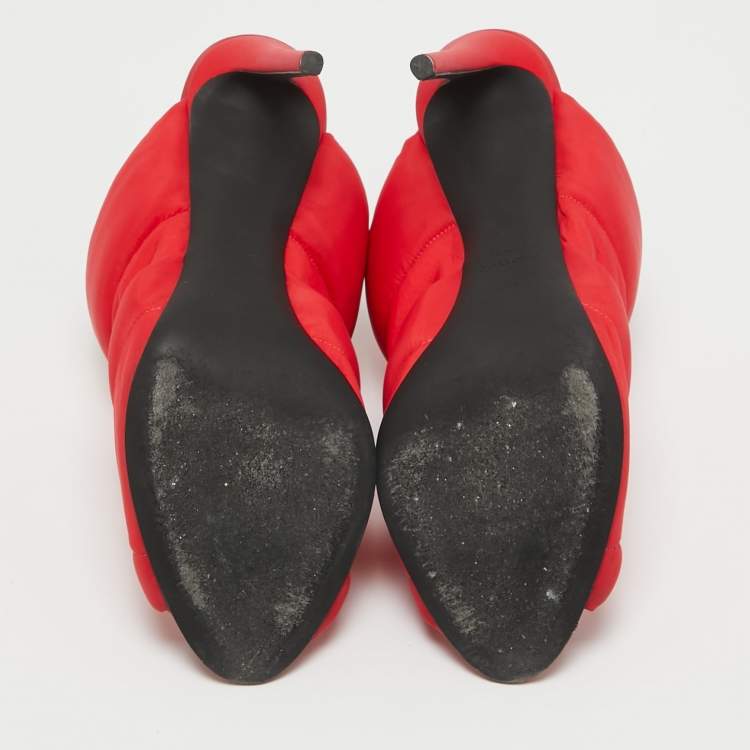 Pre Owned Nicholas Kirkwood Red Nylon Puffer Open Toe Mules Size 41