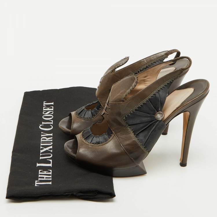 Pre Owned Nicholas Kirkwood Dark Brown/Black Leather and Satin Platform Slingback Sandals Size 38.5