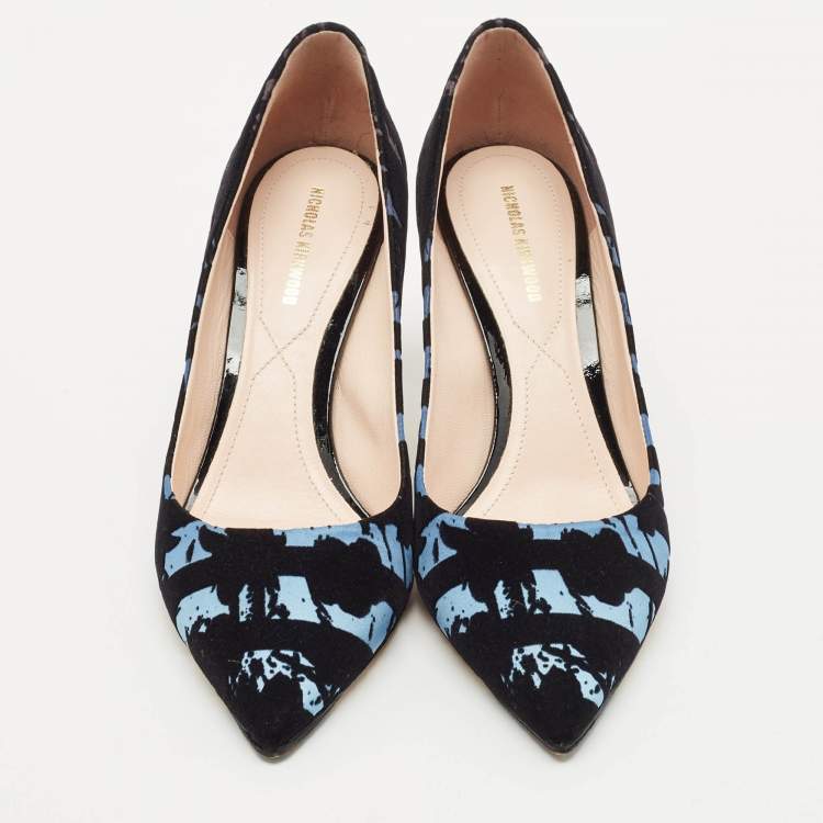 Pre Owned Nicholas Kirkwood Black/Blue Velvet Pearl Embellished Pumps Size 38.5