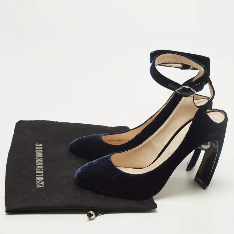 Pre Owned Nicholas Kirkwood lola Size 40.5 Navy Blue Velvet Pumps