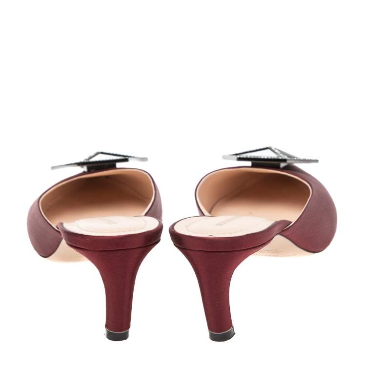 Pre Owned Nicholas Kirkwood Burgundy Satin Eden Crystal Embellished Mules Size 39