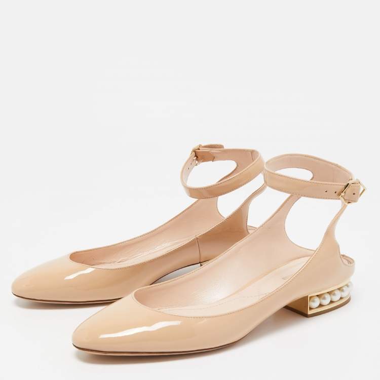 Pre Owned Nicholas Kirkwood Beige Patent Leather Lola Pearl Embellished Ankle Strap Pump Size 40