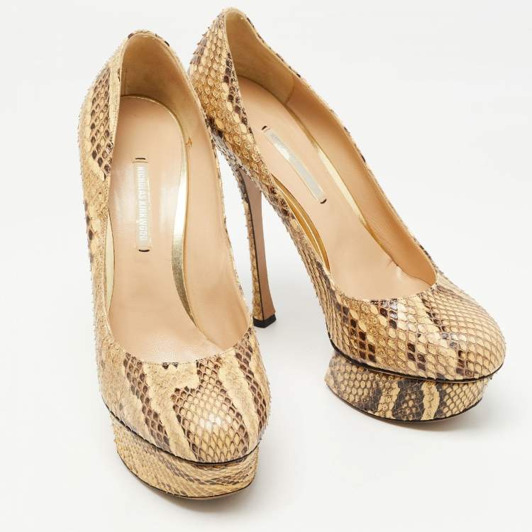 Pre Owned Nicholas Kirkwood Cream/Brown Python Leather Platform Pumps Size 39