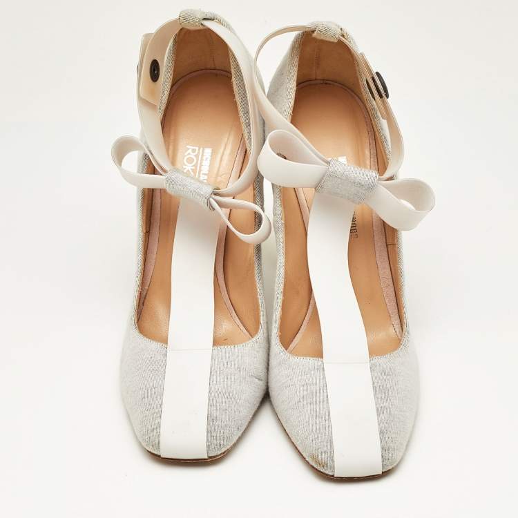 Pre Owned Nicholas Kirkwood Grey/White Jersey Fabric and Rubber Bow T-Strap Pumps Size 38