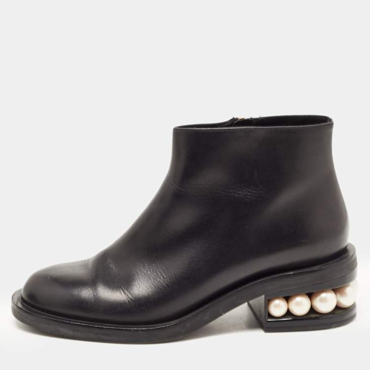 Pre Owned Nicholas Kirkwood Black Leather Pearl Studded Ankle Boots Size 39