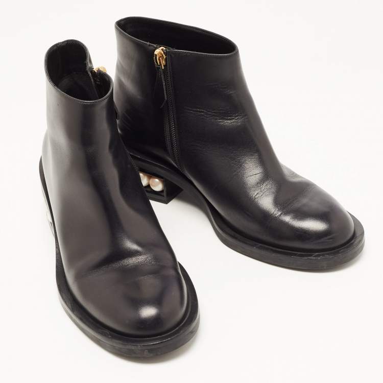 Pre Owned Nicholas Kirkwood Black Leather Pearl Studded Ankle Boots Size 39