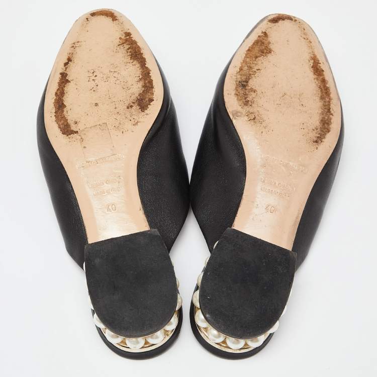 Pre Owned Nicholas Kirkwood Black Leather Casati Pearl Embellished Flat Mules Size 40