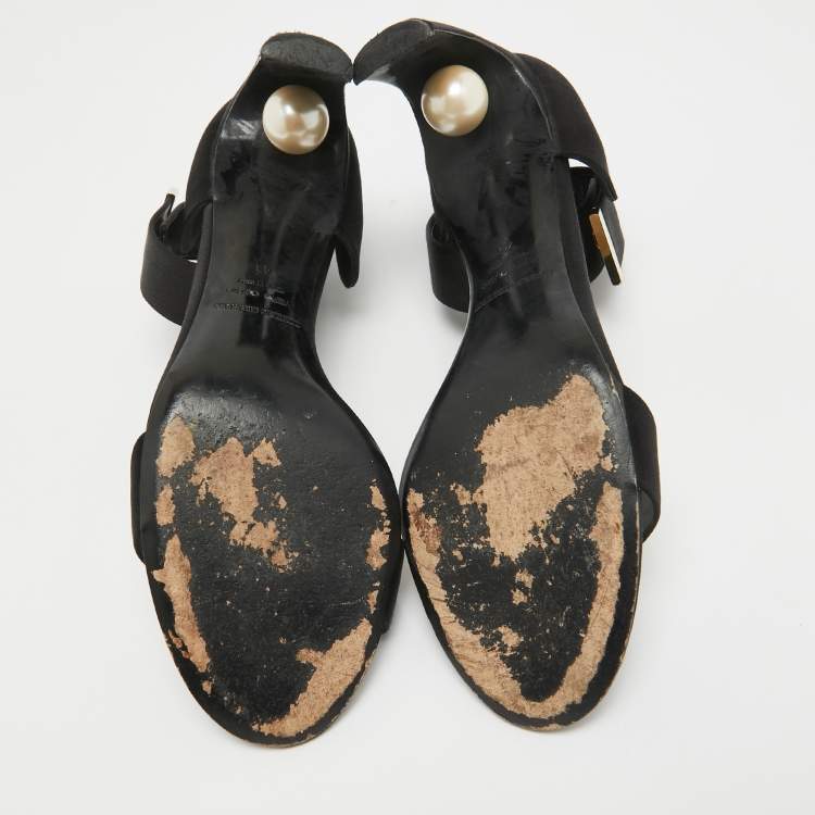 Pre Owned Nicholas Kirkwood Black Satin Pearl Detail Ankle Strap Sandals Size 41