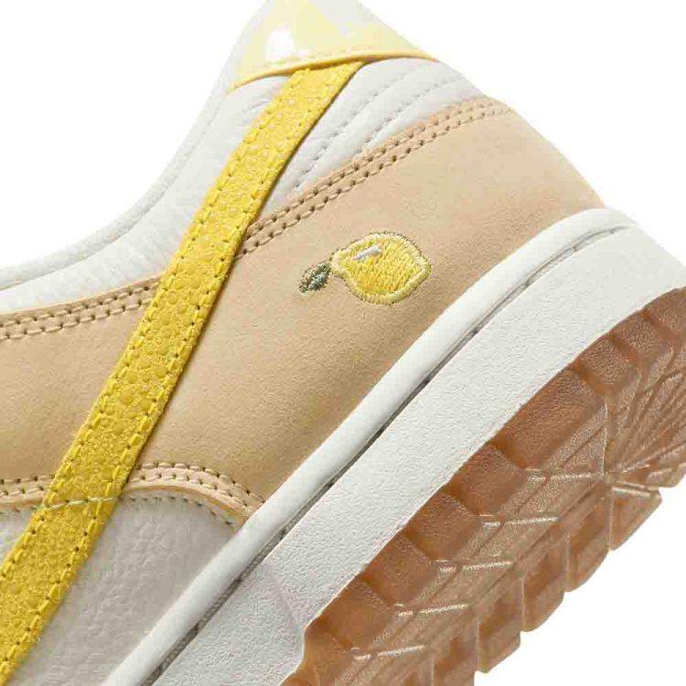 Pre Owned Nike WMNS Dunk Low Lemon Drop Sneakers Size US 9.5W (EU 41)