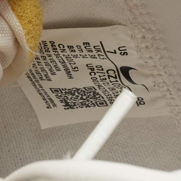 Pre Owned Nike Blazer Mid sacai Size 38 White Leather and Suede High Top Sneakers