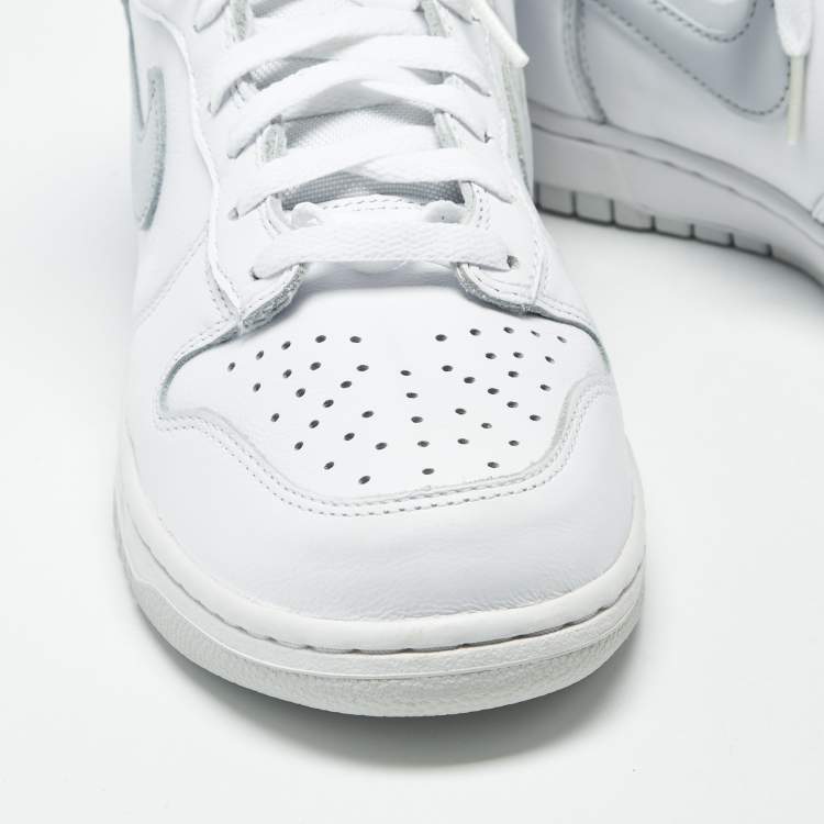 مملوكة مسبقًا حذاء رياضي نايك دانك هاي جلد أبيض رقبة عالية مقاس 43