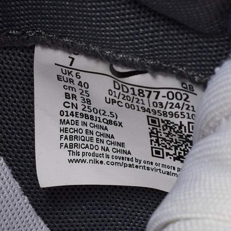 Pre Owned Nike x Sacai Grey Suede Blazer Low Iron Grey Sneakers Size 40