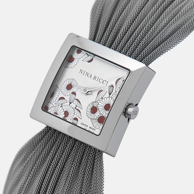 Pre Owned Nina Ricci Silver Stainless Steel N019.12 Women's Wristwatch 24 mm
