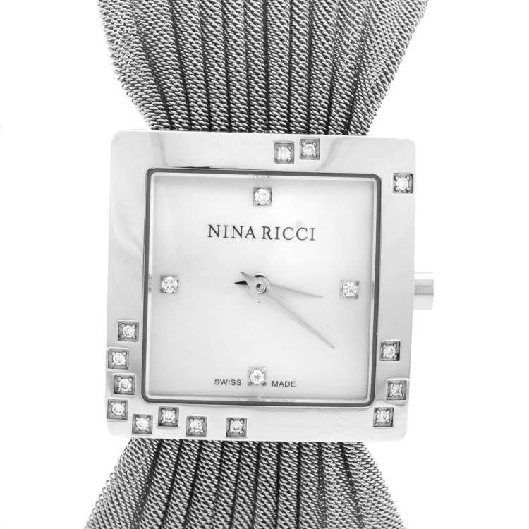 Pre Owned Nina Ricci Mother of Pearl Stainless Steel Diamonds N019.12 Women's Wristwatch 24 mm