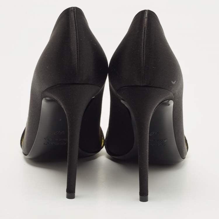 Pre Owned Off-White Black/Yellow Satin and Logo Canvas Pumps Size 40