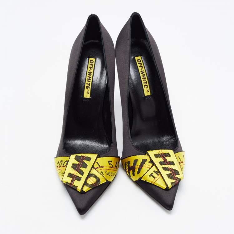 Pre Owned Off-White Black/Yellow Satin and Logo Canvas Pumps Size 40