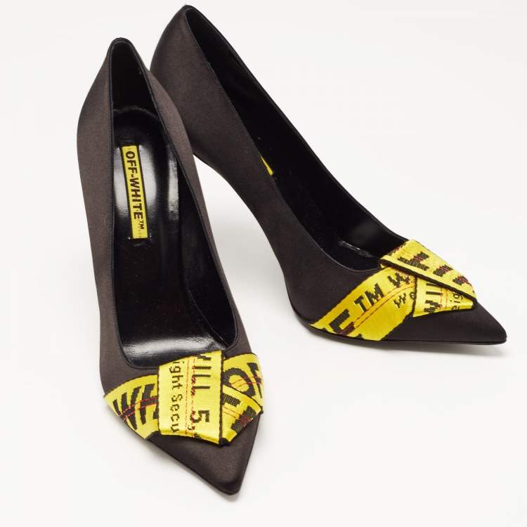Pre Owned Off-White Black/Yellow Satin and Logo Canvas Pumps Size 40