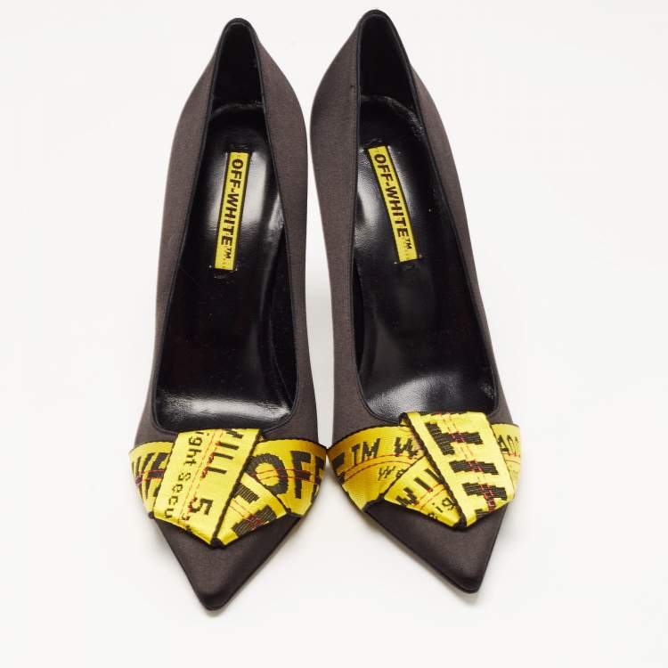 Pre Owned Off-White Black/Yellow Satin and Logo Canvas Pumps Size 40