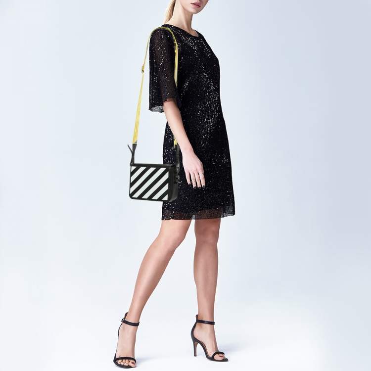 Pre Owned Off-White Black/White Diagonal Print Leather Binder Clip Crossbody Bag