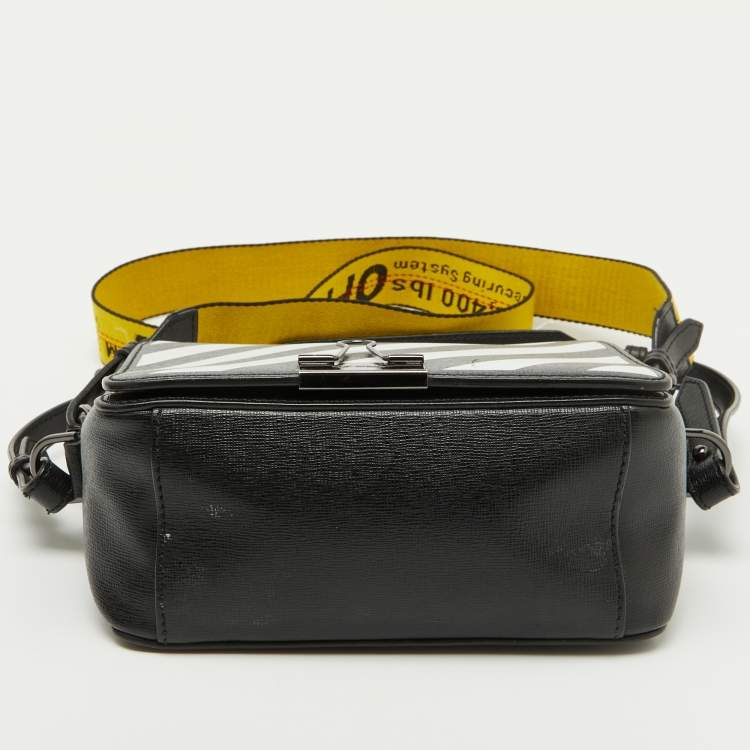 Pre Owned Off-White Black/White Diagonal Print Leather Binder Clip Crossbody Bag