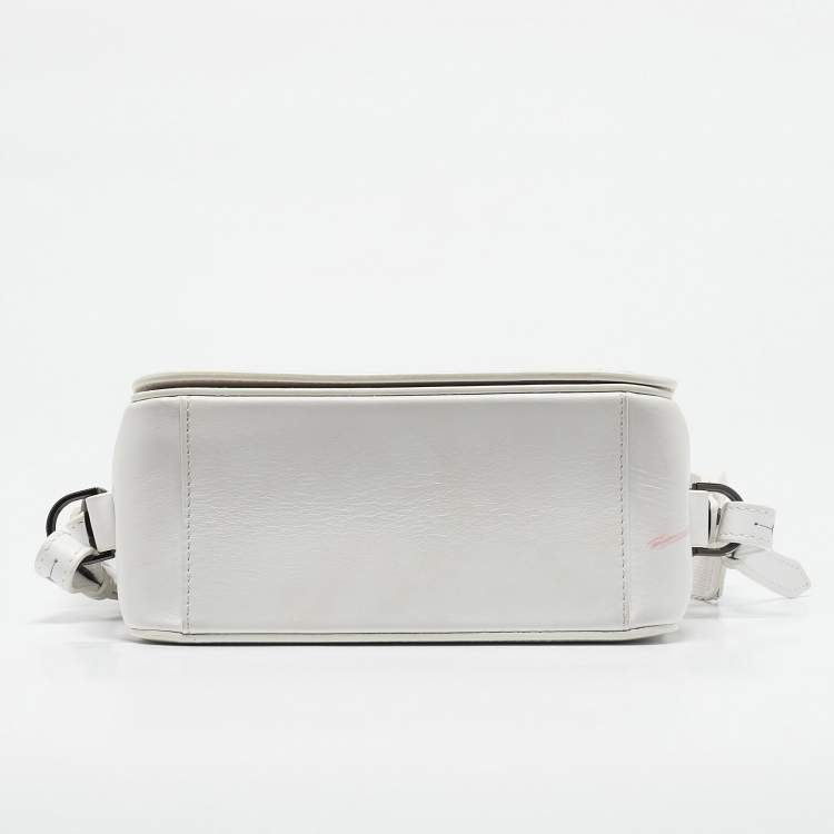 Pre Owned Off-White White Leather Sculpture Binder Clip Crossbody Bag