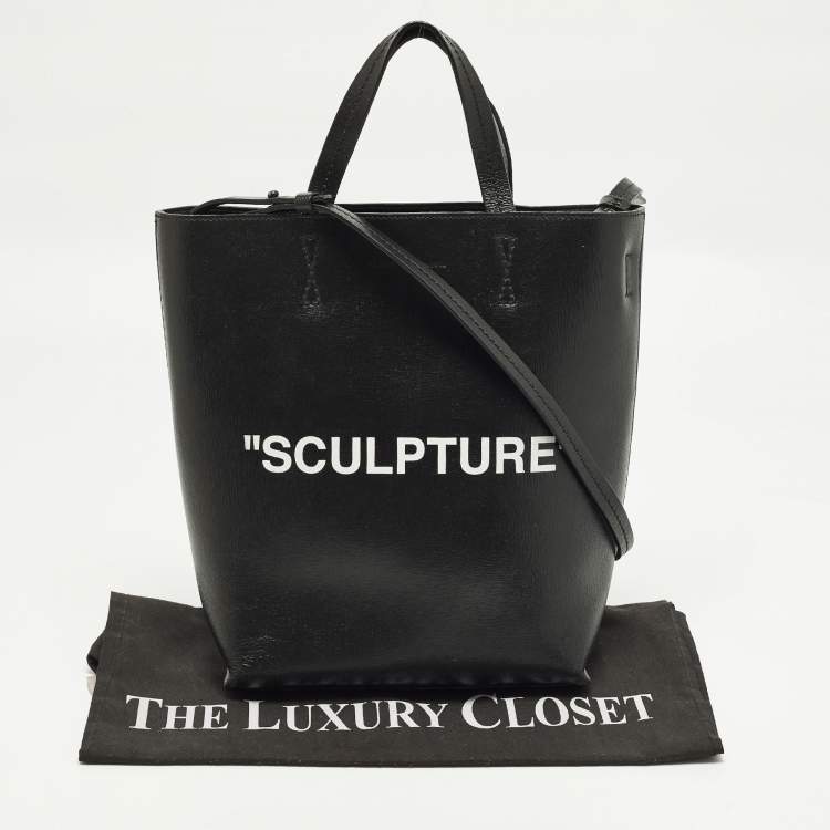 م ملوكة مسبقًا Off-White "Sculpture" Black Leather Vertical Tote